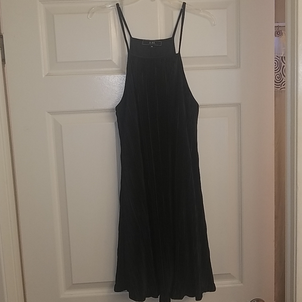 Brand new black dress - Picture 2 of 8